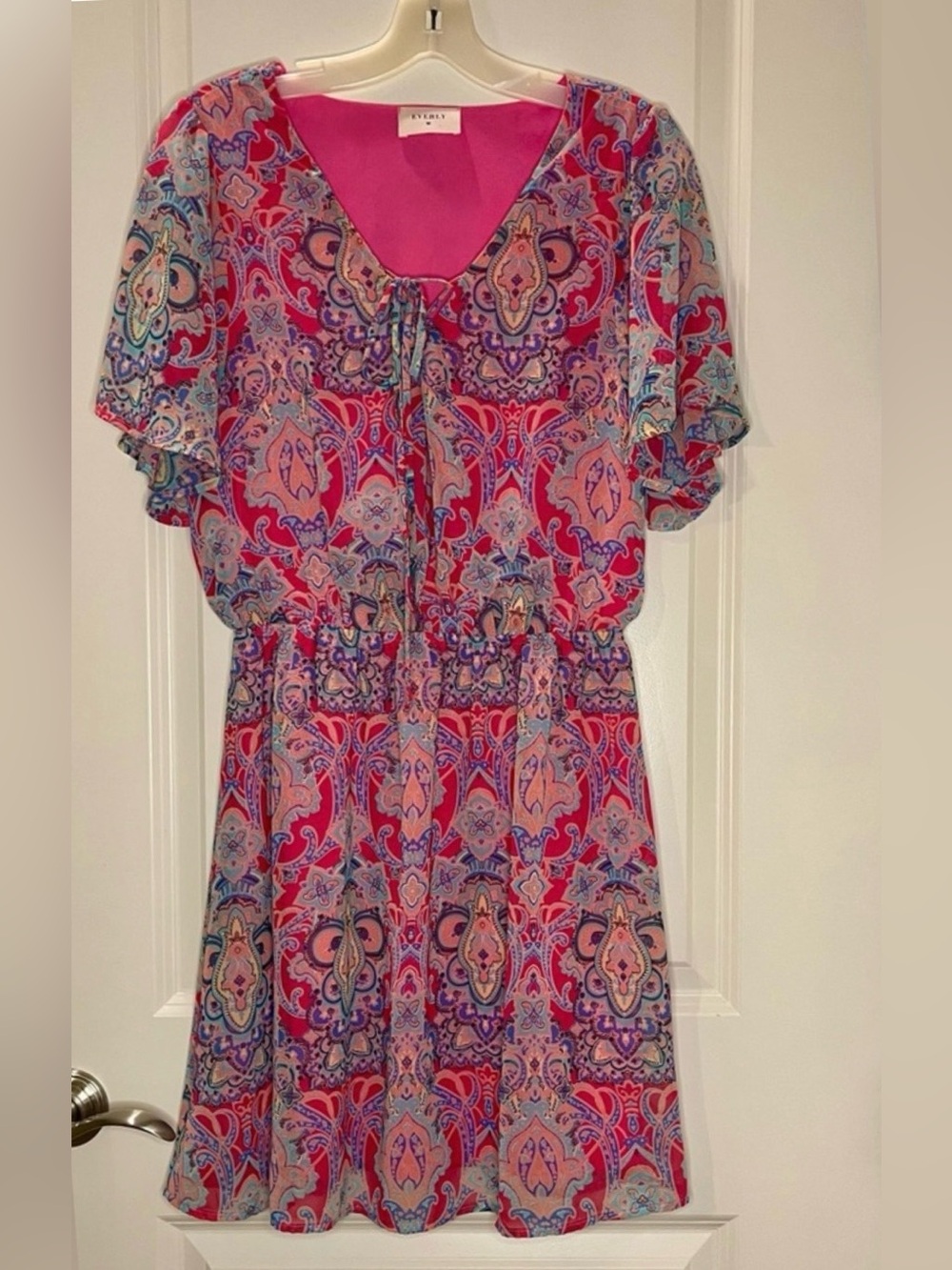 Everly Pink Paisley Dress with Flutter Sleeves Size L